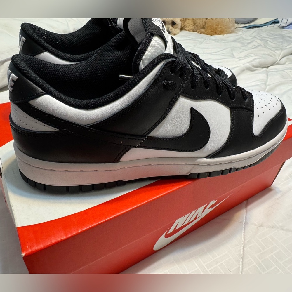 Nike Panda Dunks Low